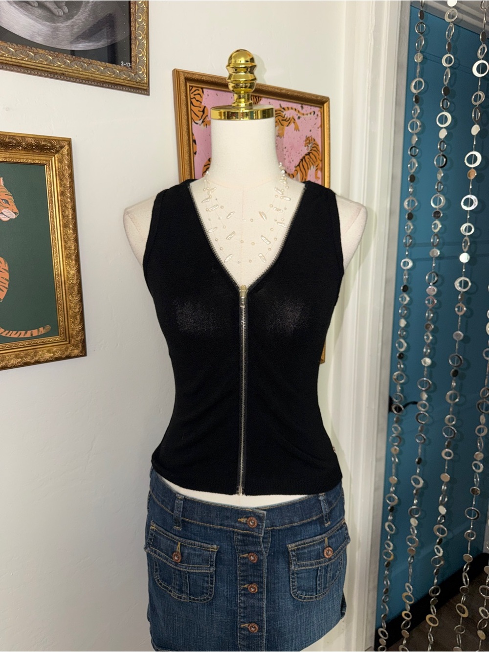 Y2K Morgan De Toi Black Zip-Front Sleeveless Knit Top